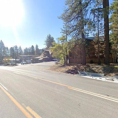800 Swarthout Canyon Rd, Wrightwood, CA 92397