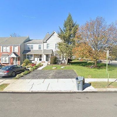 819 Treetop Ln, West Norriton, PA 19403