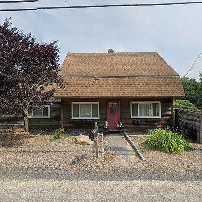 84 Tremont St, Rehoboth, MA 02769