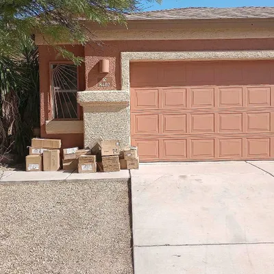 8402 W Calle Sancho Panza, Tucson, AZ 85757