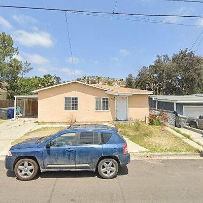 865 Banock St, Spring Valley, CA 91977