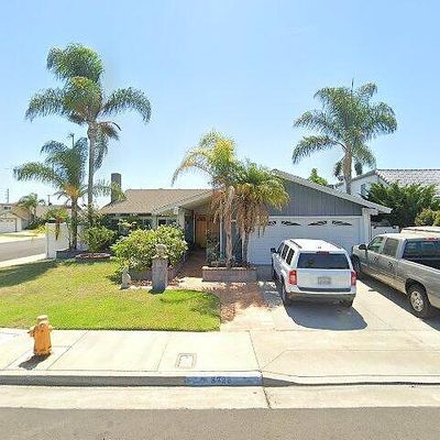 8722 Mossford Dr, Huntington Beach, CA 92646