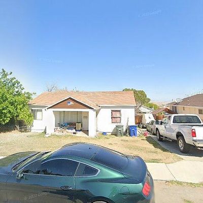 722 B St, Taft, CA 93268