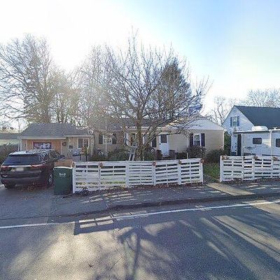 744 South St, Holbrook, MA 02343