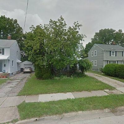 891 Davies Ave, Akron, OH 44306
