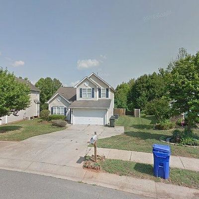 1211 Briarwood Dr, Mebane, NC 27302