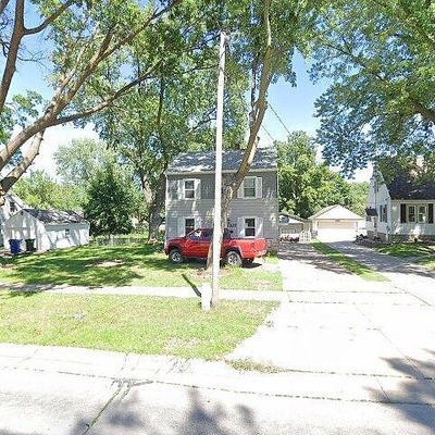 1327 Baltimore St, Waterloo, IA 50702