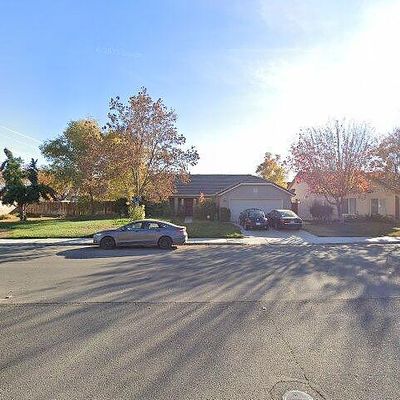 1600 Canyon Creek Dr, Newman, CA 95360