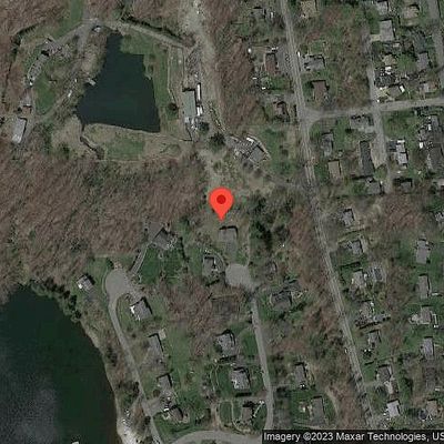 23 Apple Ln, West Milford, NJ 07480