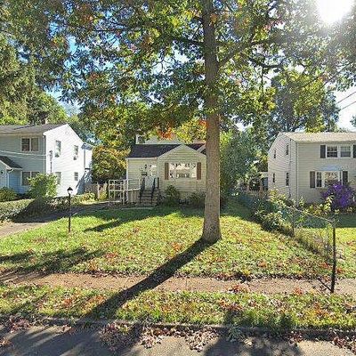 26 Highwood Ave, Waldwick, NJ 07463