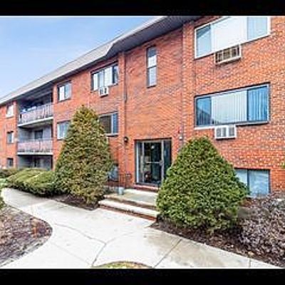 28 Faxon St #7, Stoughton, MA 02072