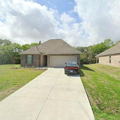 201 Zachary Ln, Bridge City, TX 77611