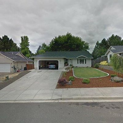 340 Sunnyside Dr, Winston, OR 97496