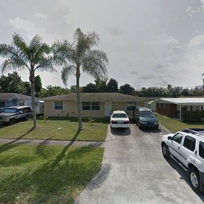 3734 Bahama Rd, Palm Beach Gardens, FL 33410