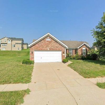 3843 Riverside Pointe Dr, Florissant, MO 63034