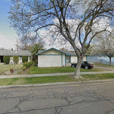 2947 E Holland Ave, Fresno, CA 93726