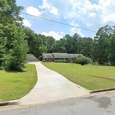 320 Marilyn Dr W, Fayetteville, GA 30214