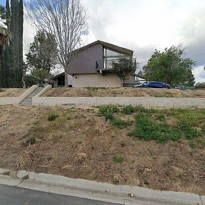 4296 Country Club Dr, Bakersfield, CA 93306