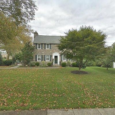 100 Cedarbrook Rd, Ardmore, PA 19003