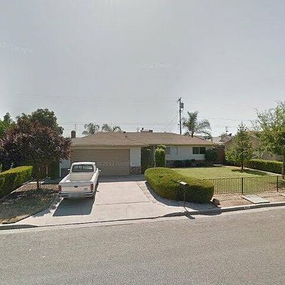 821 E Lincoln Ave, Reedley, CA 93654