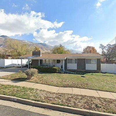 836 E Brookshire Dr, Kaysville, UT 84037