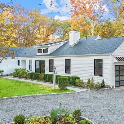104 Bald Hill Rd, New Canaan, CT 06840