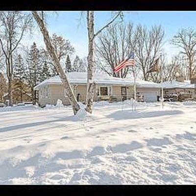 10685 Johnson St, Chisago City, MN 55013