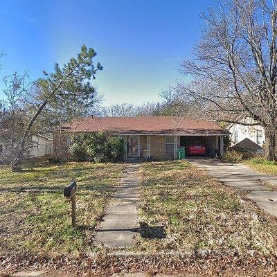 110 Greenview Dr, Stephenville, TX 76401