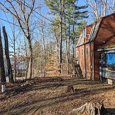 142 Browns Pasture Rd, Strafford, NH 03884