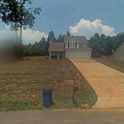 147 Kensington Dr, Cleveland, GA 30528