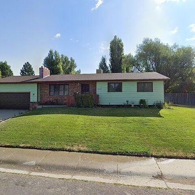 1541 Linda Vista Dr, Casper, WY 82609