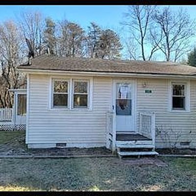 135 Buzzards Neck Rd, Lancaster, VA 22503