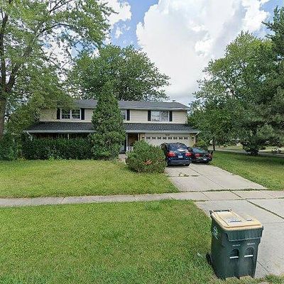 18 W100 73 Rd St, Darien, IL 60561