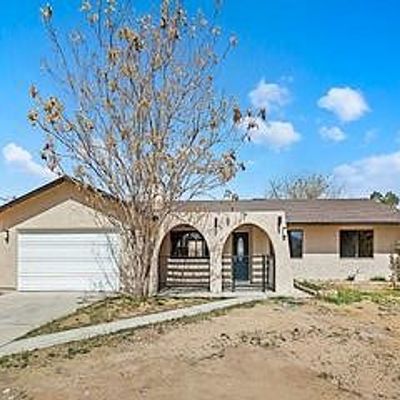 19030 Sheffield St, Hesperia, CA 92345