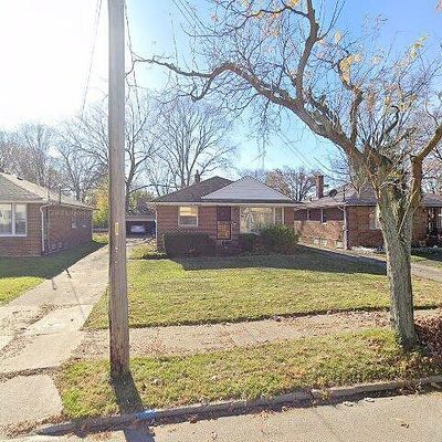 19120 Sunset Dr, Warrensville Heights, OH 44122