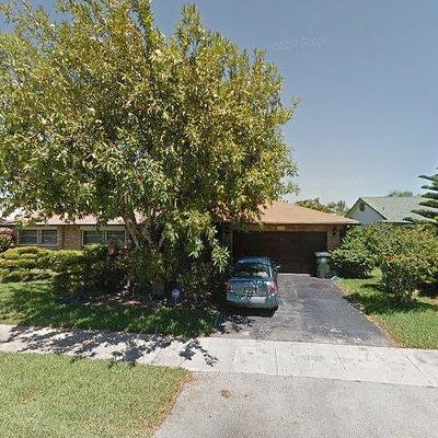 1921 Nw 40 Th Ct, Oakland Park, FL 33309