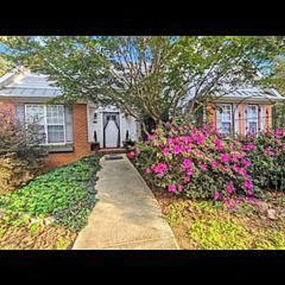 208 Walkers Ct, Villa Rica, GA 30180