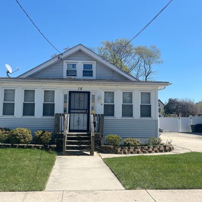 18 N 4 Th St, Pleasantville, NJ 08232