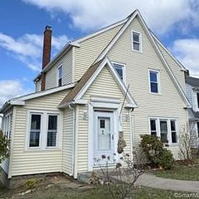 230 Pearl St, Enfield, CT 06082