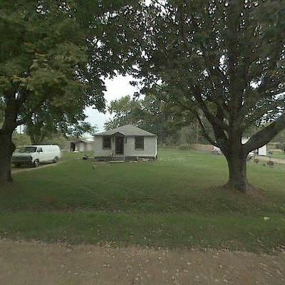 346 Vernon Rd, Benton Harbor, MI 49022