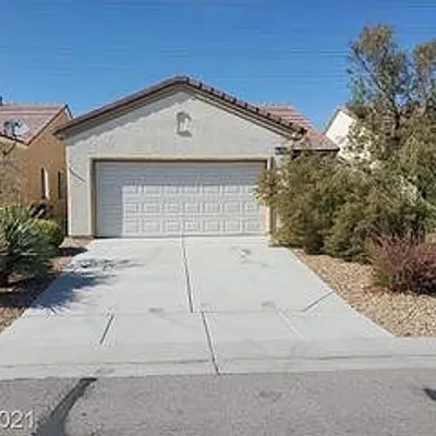 2812 Ground Robin Dr, North Las Vegas, NV 89084