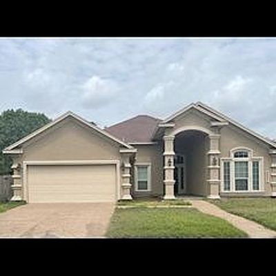 3001 Charles Dr, Corpus Christi, TX 78410