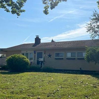 36 Orangewood Dr, Levittown, PA 19057