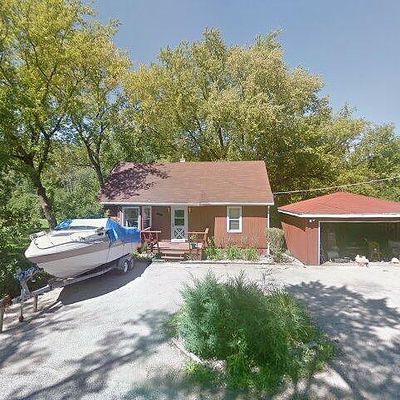 38236 N Lee Ave, Spring Grove, IL 60081