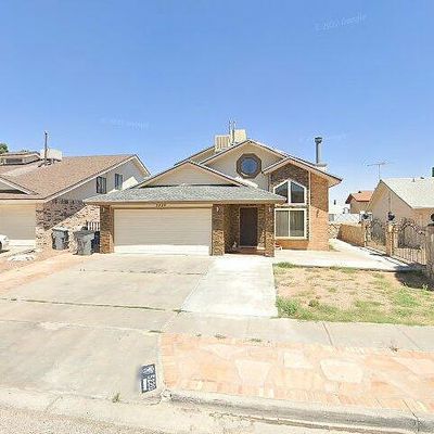 5220 Roger Maris Dr, El Paso, TX 79934