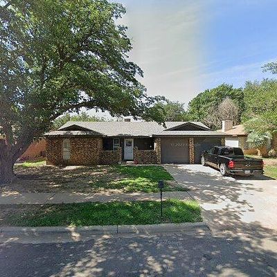 5515 1 St St, Lubbock, TX 79416