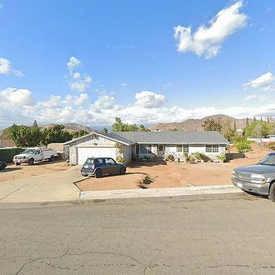 4822 Skyline Ter, Jurupa Valley, CA 92509