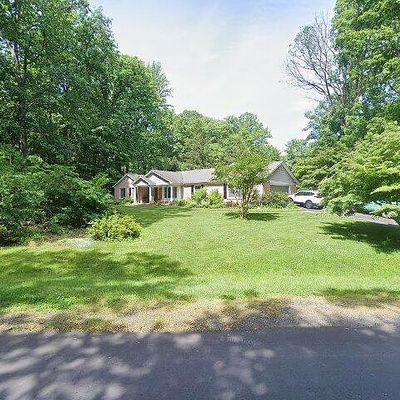 4916 Pheasant Ridge Rd, Fairfax, VA 22030