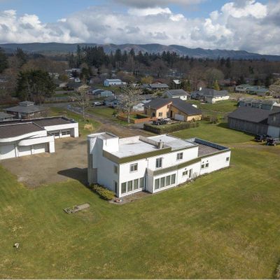 6804 Chattam Way, Ilwaco, WA 98624