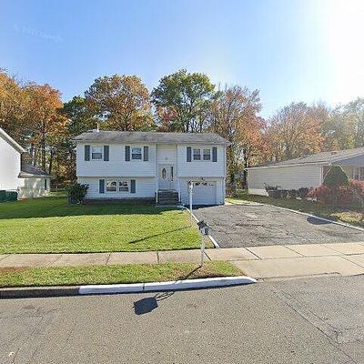 8 Floyd Dr, Totowa, NJ 07512